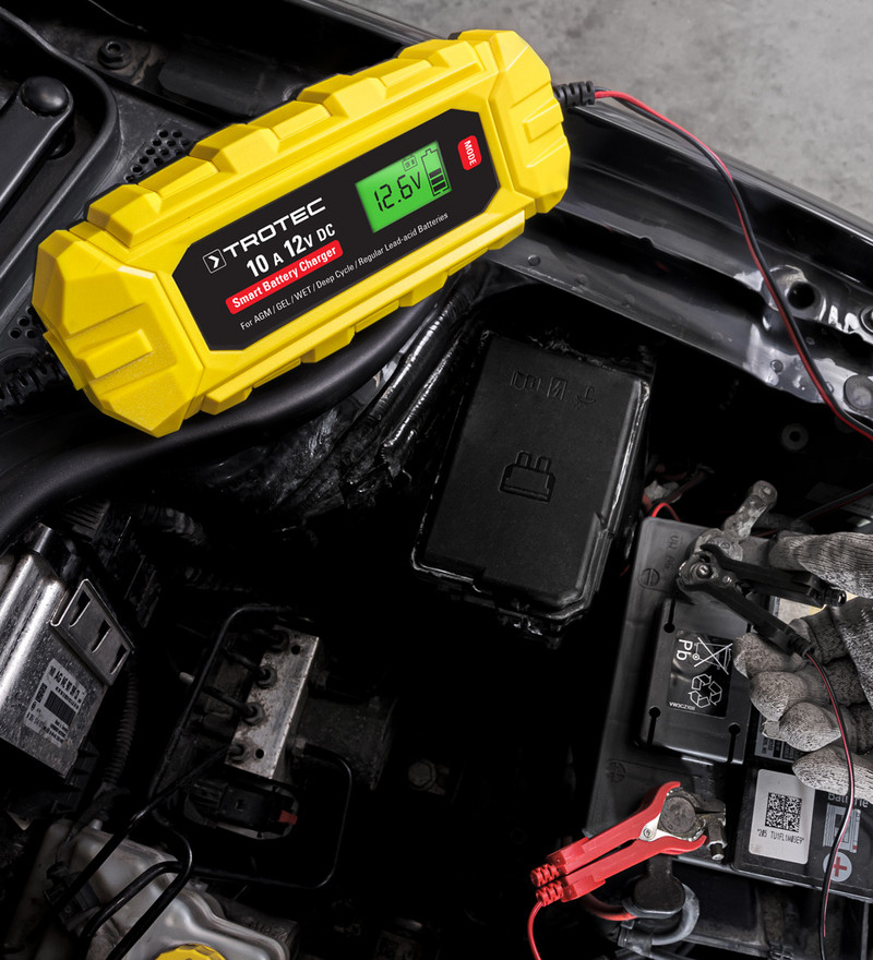  Cargador de batería de coche con 4 modos, cargador de batería de  24 V/12 V, cargador de batería LCD 4A/8A que cambia automáticamente de  carga rápida a carga de goteo para